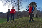74 Roccolo di Reggetto con in alto Corno Zuccone 